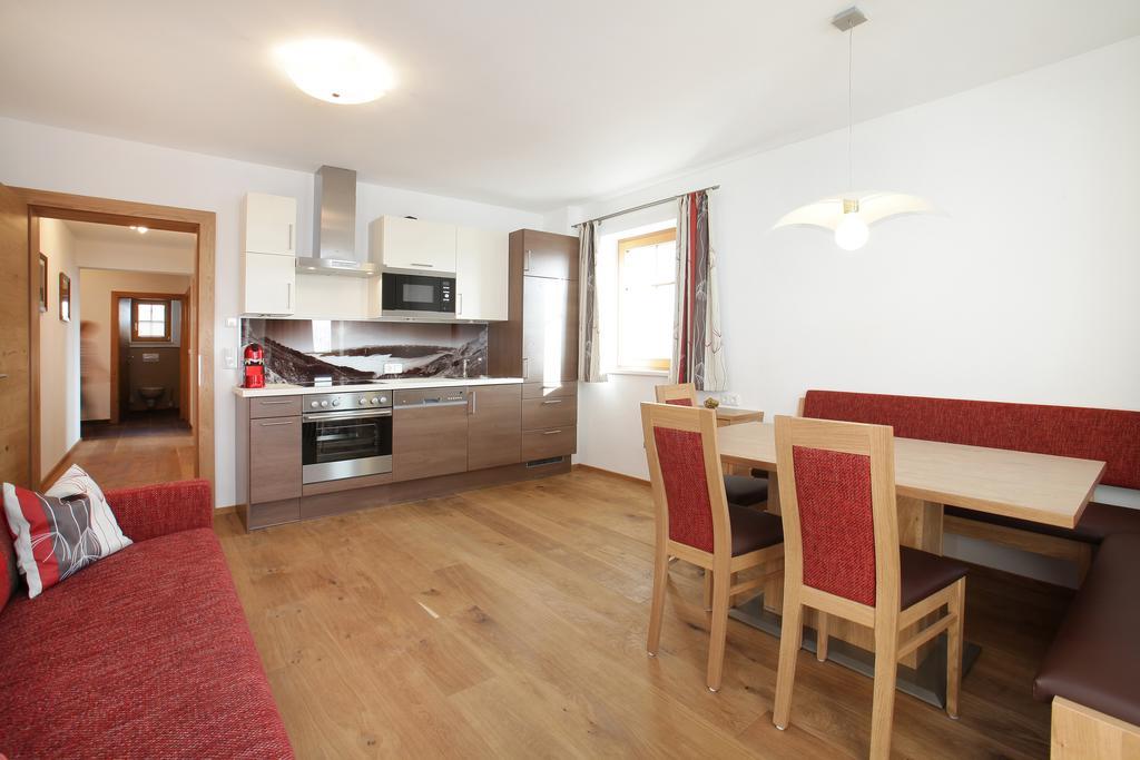 Tarlack Appartements Huetten 34 Leogang Værelse billede